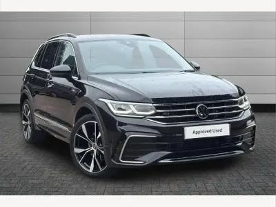 Used VW Tiguan R-line 150 HP (110 kW) 2022 Deep black SUV