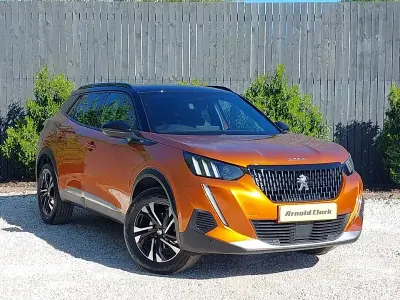 Second-hand Peugeot 2008 GTi 131 CP (96 kW) 2023 Portocaliu SUV