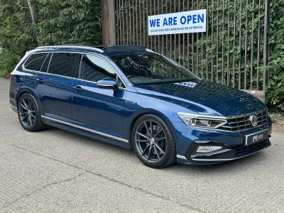 Used VW Passat R-line Edition 380 HP (279 kW) 2020 Blue Estate