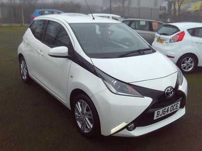 White Used 2014 Toyota Aygo x-press Hatchback | £6,195 (Fair price)