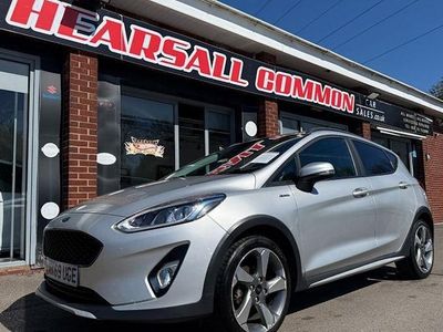 Używany Ford Fiesta Active 101 KM (74 kW) 2019 Srebrny Hatchback