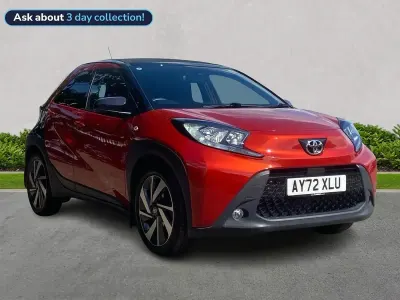 Used Toyota Aygo X 72 HP (52 kW) 2022 Red SUV