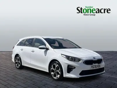 Gebraucht Kia Ceed 140 PS (102 kW) 2020 Weiß Kleinwagen