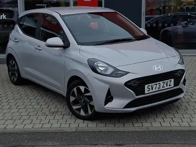 Second-hand Hyundai i10 Advanced 67 CP (49 kW) 2023 Gri Hatchback