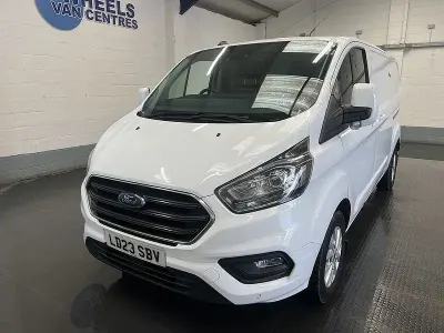 Used Ford Transit Custom Limited 130 HP (95 kW) 2023 White Van
