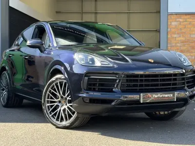 Usado Porsche Cayenne 340 HP (250 kW) 2019 SUV