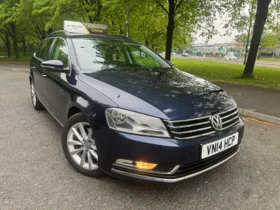 Begagnad VW Passat Executive 2014 Blå Kombi