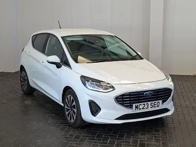 Used Ford Fiesta Titanium 125 HP (91 kW) 2023 White Hatchback
