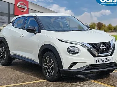 Used Nissan Juke N-Connecta 114 HP (83 kW) 2025 White SUV