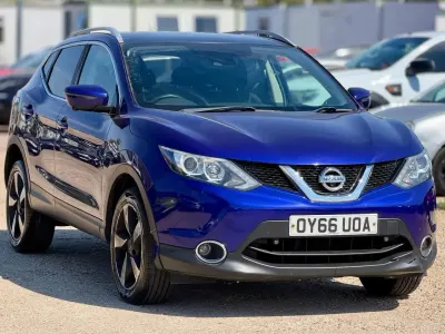Used Nissan Qashqai N-Connecta 110 HP (80 kW) 2016 Blue SUV