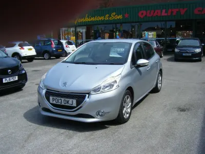 Used Peugeot 208 Active 82 HP (60 kW) 2013 Silver Hatchback