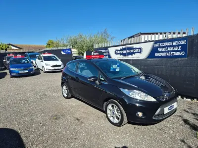Używany Ford Fiesta Zetec 2012 Czarny Hatchback
