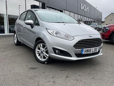 Usado Ford Fiesta Zetec 101 HP (74 kW) 2017 Citadino