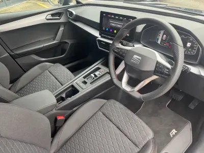 Used Seat Leon FR 204 HP (150 kW) 2024 Grey Hatchback