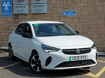 Used Vauxhall Corsa-e 100 kW (136 HP) 2021 White Hatchback