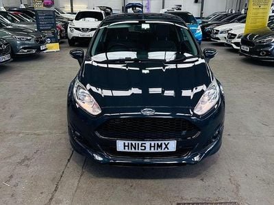 Used Ford Fiesta Zetec 125 HP (91 kW) 2015 Grey Hatchback