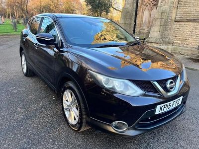 Black Used 2015 Nissan Qashqai Acenta+ SUV | £4,690 (Fair price)