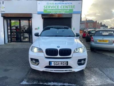 Used BMW X6 400 HP (294 kW) 2011 White SUV