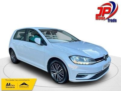 Silver Used 2018 VW Golf VII SE Hatchback | £9,695 (Good price)