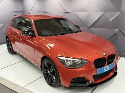 Begagnad BMW 120 M Sport 184 HK (135 kW) 2014 Orange Halvkombi