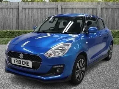 Używany Suzuki Swift 90 KM (66 kW) 2019 Niebieski Hatchback