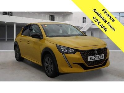 Used Peugeot e-208 Allure+ 100 kW (136 HP) 2023 Yellow Hatchback