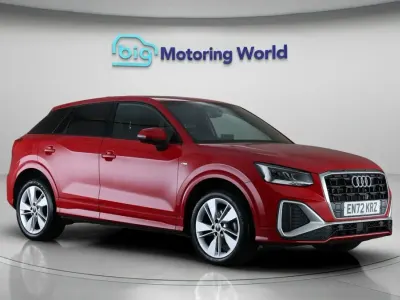 Usado Audi Q2 S-Line 148 CV (108 kW) 2023 Rojo SUV