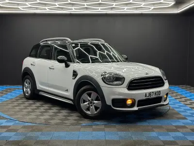 Used Mini Cooper D 150 HP (110 kW) 2018 White Hatchback