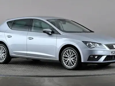 Begagnad Seat Leon SE Dynamic 116 HK (85 kW) 2020 Silver Halvkombi
