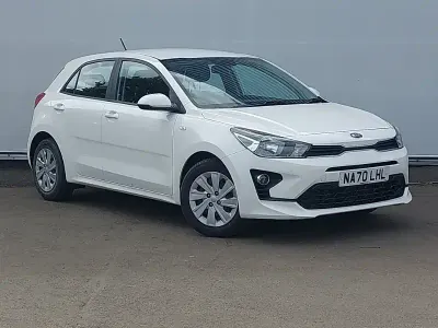 Begagnad Kia Rio 83 HK (61 kW) 2020 Vit Halvkombi