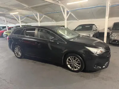 Used Toyota Avensis