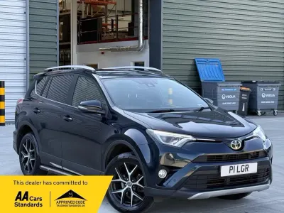 Used Toyota RAV4 140 HP (102 kW) 2018 Blue SUV