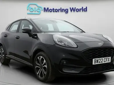 Begagnad Ford Puma ST-Line 125 HK (91 kW) 2022 Svart SUV