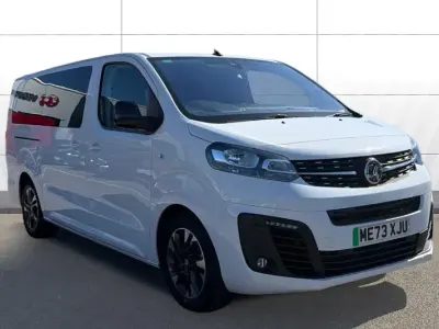 Gebraucht Vauxhall Vivaro Ultimate 100 kW (136 PS) 2023 Weiß Van / Kleinbus