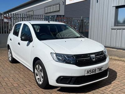 Używany Dacia Sandero Essentiel 90 KM (66 kW) 2019