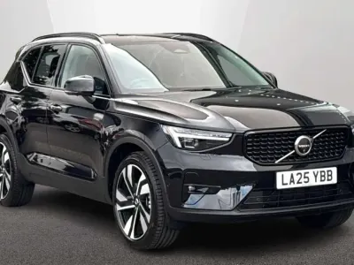 Used Volvo XC40 Ultra 161 HP (118 kW) 2025 Black SUV