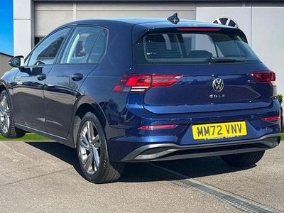 Used VW Golf VIII Life 110 HP (80 kW) 2022 Blue Hatchback