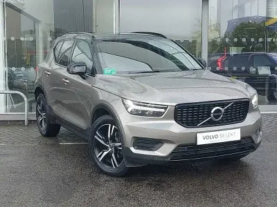 Used Volvo XC40 R-Design 163 HP (119 kW) 2022 Grey SUV