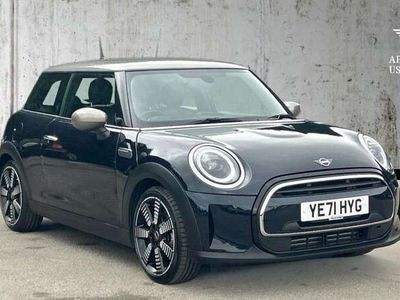 used Mini Cooper HATCHBACK 1.5Exclusive 3dr Auto [Nav Pack]