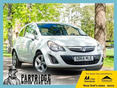Second-hand Vauxhall Corsa 100 CP (73 kW) 2014 Alb Hatchback