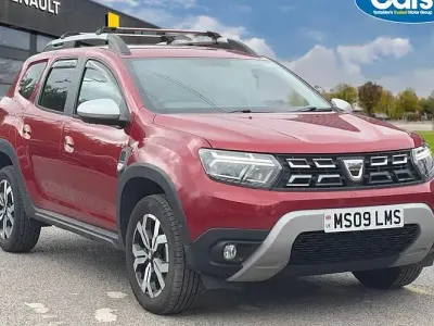 Used Dacia Duster Prestige 150 HP (110 kW) 2022 Red SUV