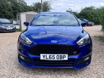 Used Ford Focus ST 2016 Blue Hatchback