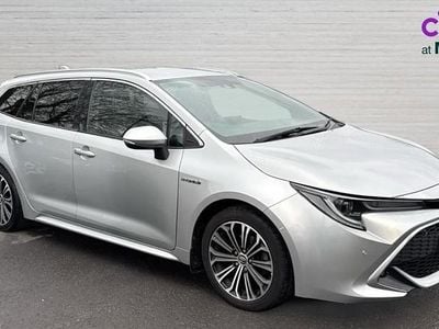 Usado Toyota Corolla Sport 122 HP (89 kW) 2019 Prateado Carrinha
