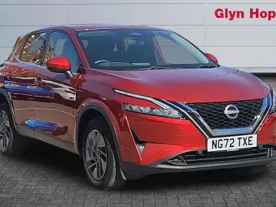 Usado Nissan Qashqai Acenta Premium 140 CV (102 kW) 2023 Rojo SUV