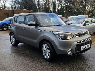 Silver Used 2014 Kia Soul Plus SUV | £6,495 (Good price)