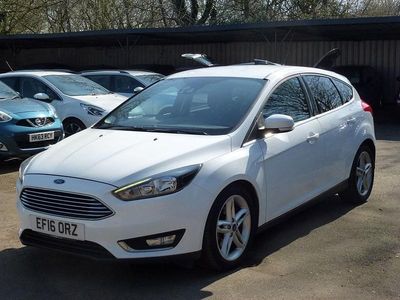Used Ford Focus Titanium 150 HP (110 kW) 2016 White Hatchback