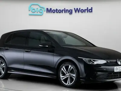 Used VW Golf VIII R-line 131 HP (96 kW) 2024 Hatchback