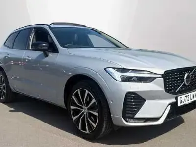 Usado Volvo XC60 Ultimate 247 CV (181 kW) 2024 Plateado SUV