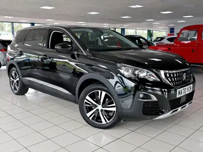 Begagnad Peugeot 5008 Allure 130 HK (95 kW) 2020 Svart Minibuss