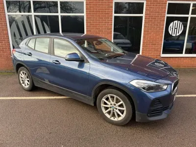 Begagnad BMW X2 Sport Line 2021 Blå SUV